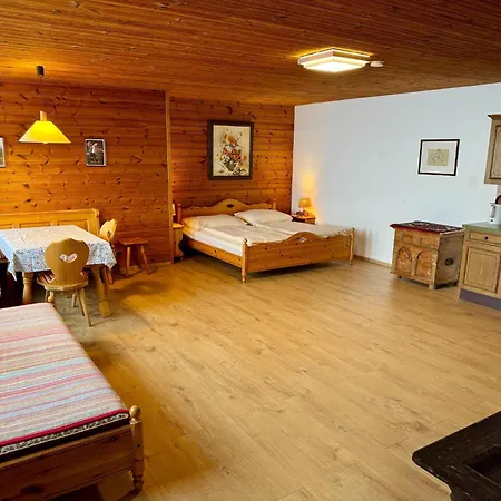 Appartement Near Afritzer & Verditz Trails