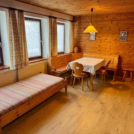 Appartement Near Afritzer & Verditz Trails Innere Einode